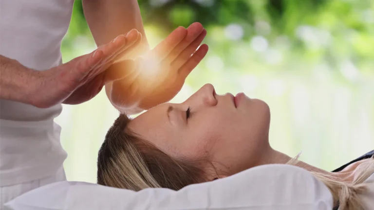 Healing Power of Reiki: A Holistic Approach to Well-Being